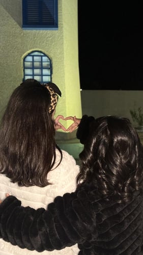 فروة بناتي اسود