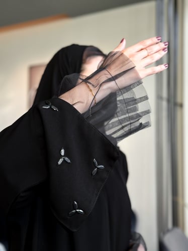 عباية ورد كرستال | 330