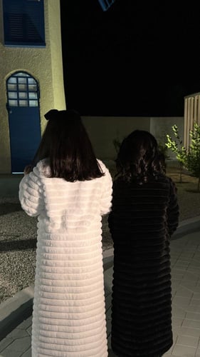 فروة بناتي اوفوايت