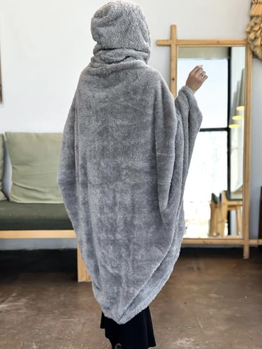 هودي فرو فضي