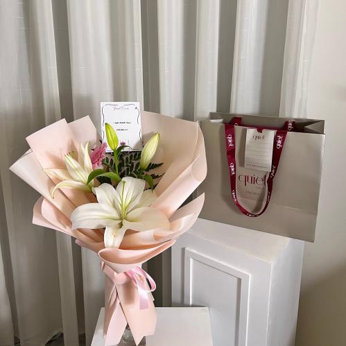 باقة كازابلانكا & تشوكلت كوايت