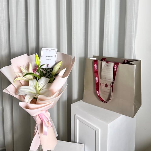 باقة كازابلانكا & تشوكلت كوايت