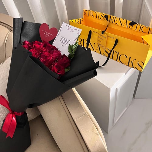 بوكية ورد مع تشوكلت أرينا