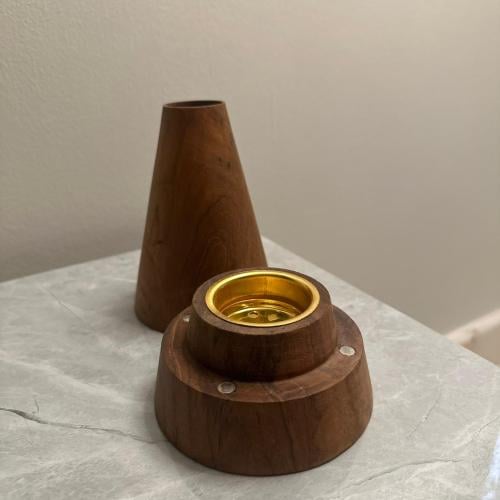 مبخرة خشبية