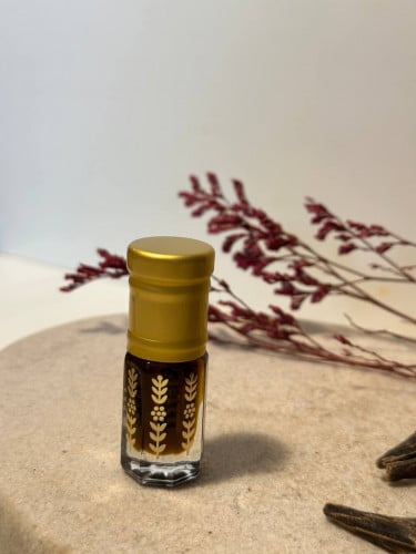 دهن عود كمبودي معتق