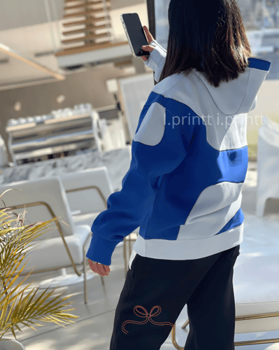 بوكس اهداء بلوفر بوكيه ورد + مق