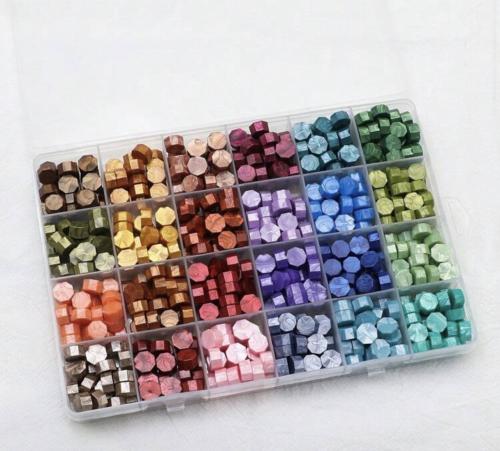 بوكس شمع ملون ( 24 لون )