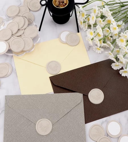 ملصقات جاهزه ( 25 حبه )