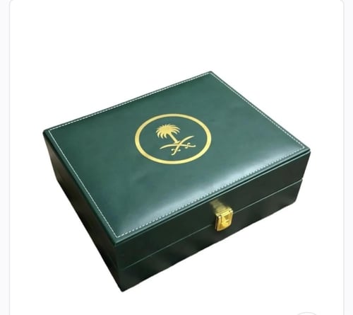 بوكس جلد فاخر مع مبخره