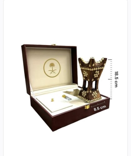 بوكس جلد فاخر مع مبخره