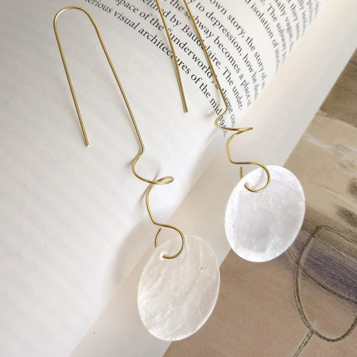 حلق راقي من الفضة الاسترليني عيار 925 المطلية بالذ...