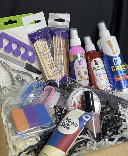 بكج باديكير متكامل 27 قطعة للعناية الكاملة بالأقدا...