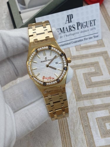 ادمير نسائي