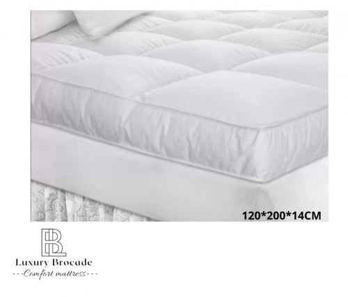 عرض التوفير المفرد اللباد 120 مع الطقم الابيض