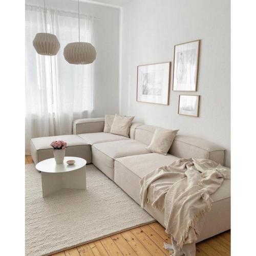 كنبة زاوية بيج بتصميم راقي – 320×200×80 سم