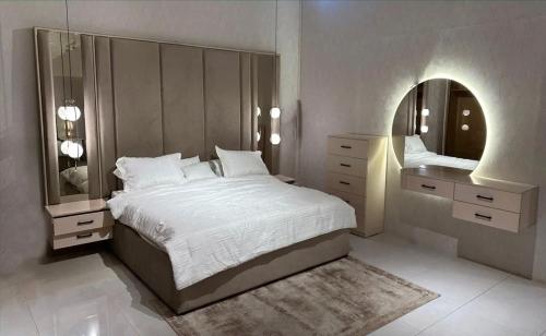 غرفة نوم نفرين