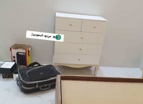 غرفة نوم نفرين