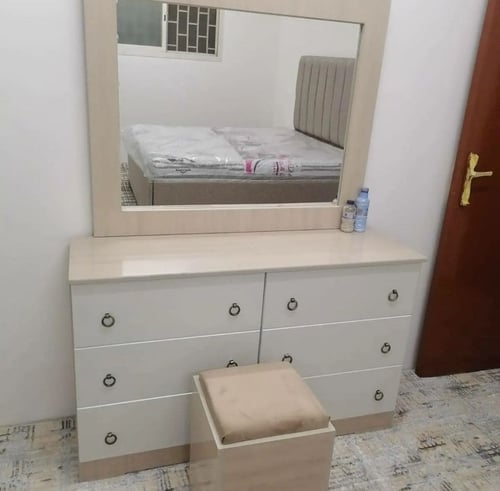 غرفة نوم نفرين