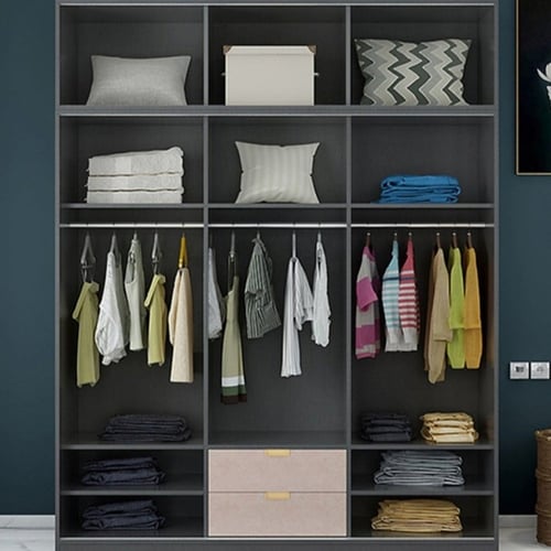 دولاب بباب منزلق زجاجي