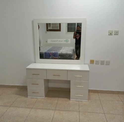 غرفة نوم نفرين