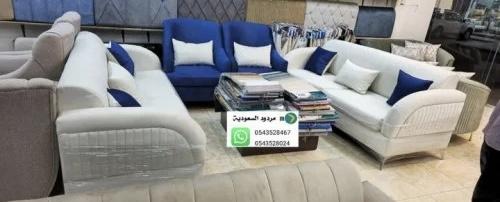 طقم كنب 7 اشخاص .