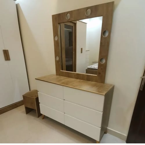 غرفة نوم نفرين