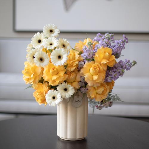 MEDIUM VASE