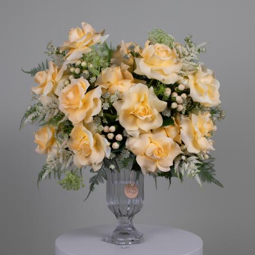 MEDIUM VASE