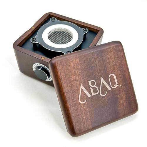 مبخرة عبق الكهربائية