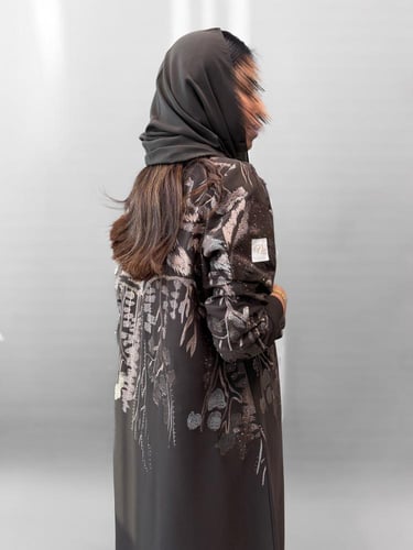 عباية بقماش باربي اندنوسي مبطنه