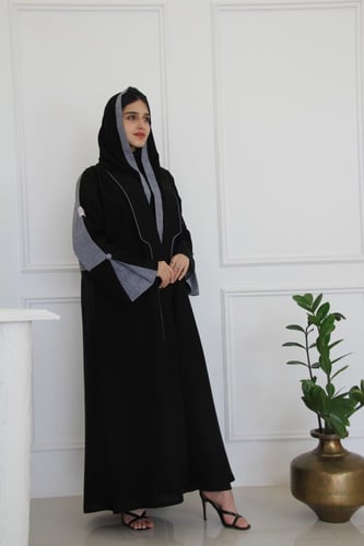 عباية بقماش لمار مع قماش رمادي