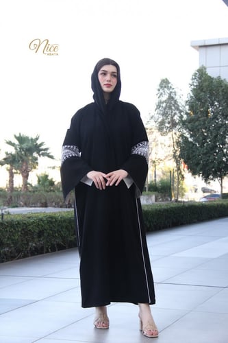 عبايه قماش المستقبل