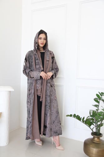 عباية تو فيس بقماش صيفي مبطن و طرحه مبطنه نفس القم...