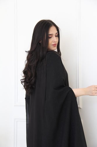 عباية بقصة قطري بقماش جوري و قماش مع لمعة