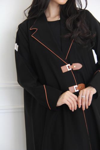 عباية بقماش لمار مع قيطان بالاطراف بقصة ياقه