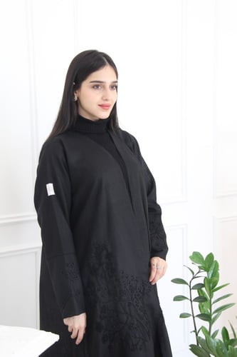 عباية بقماش لينن مع شك