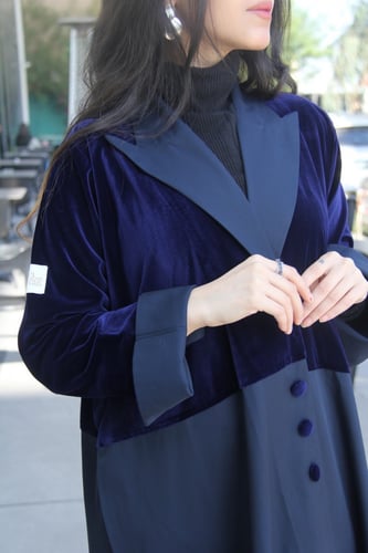 عباية بقماش مخمل كحلي كوري و كتان هندي