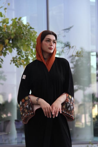 عبايه قماش المستقبل كوري مع تطريز