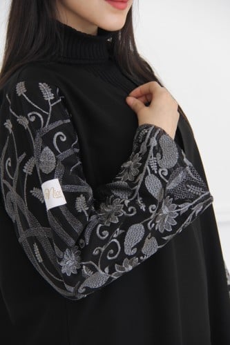 عباية بقماش لمار مع كم تل بالكم مطرز و مبطن