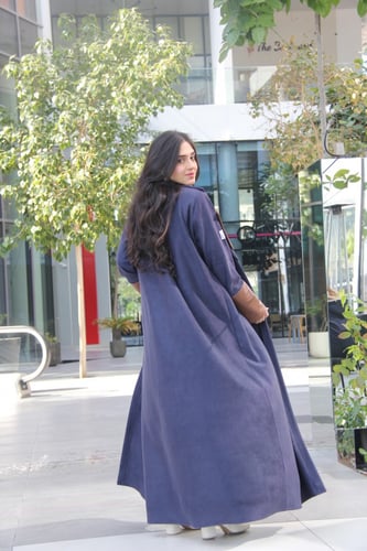 عباية بقماش شمواه كحلي و جلد و جيب