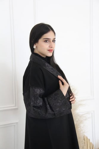 عباية بقماش لمار مع جاكار كوري