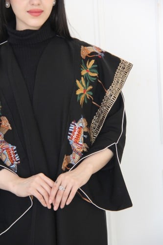عباية لمار مع تطريز نخلة و جمل
