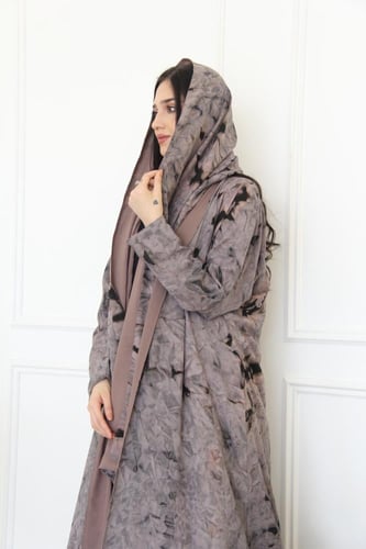 عباية تو فيس بقماش صيفي مبطن و طرحه مبطنه نفس القم...