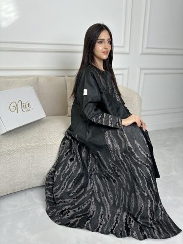 عباية بقماش جاكار كوري