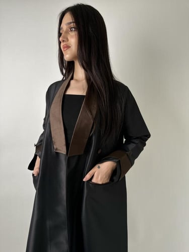 عباية بقماش تفته سلة كوري مع جيوب امامية