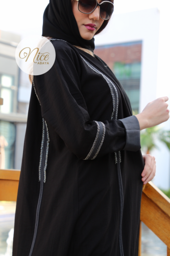 عباية بقماش لينن لون اسود مع رمادي و شك