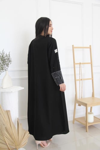 عباية بقماش لمار مع شك يدوي بالاكمام