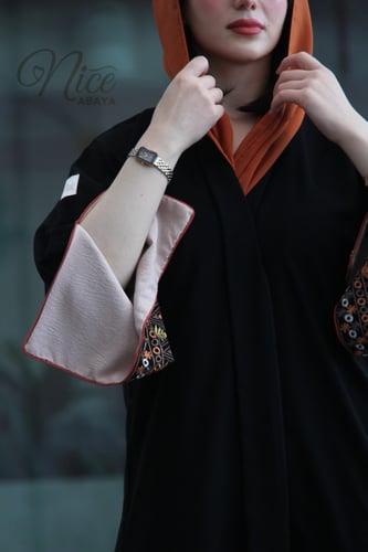 عبايه قماش المستقبل كوري مع تطريز