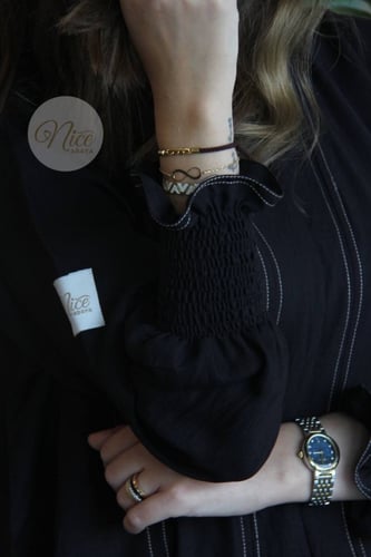 عبايه قماش كريب بموديل عملي