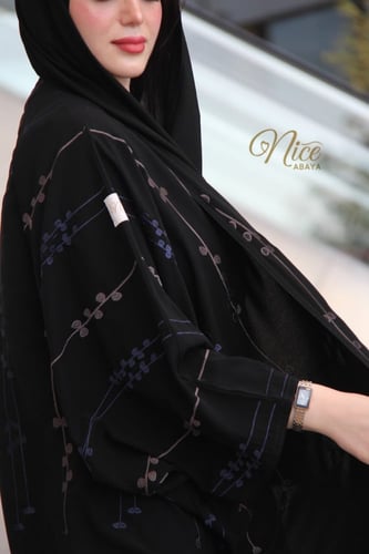 عبايه بقماش المستقبل كوري قصه فراشه مع تطريز ناعم